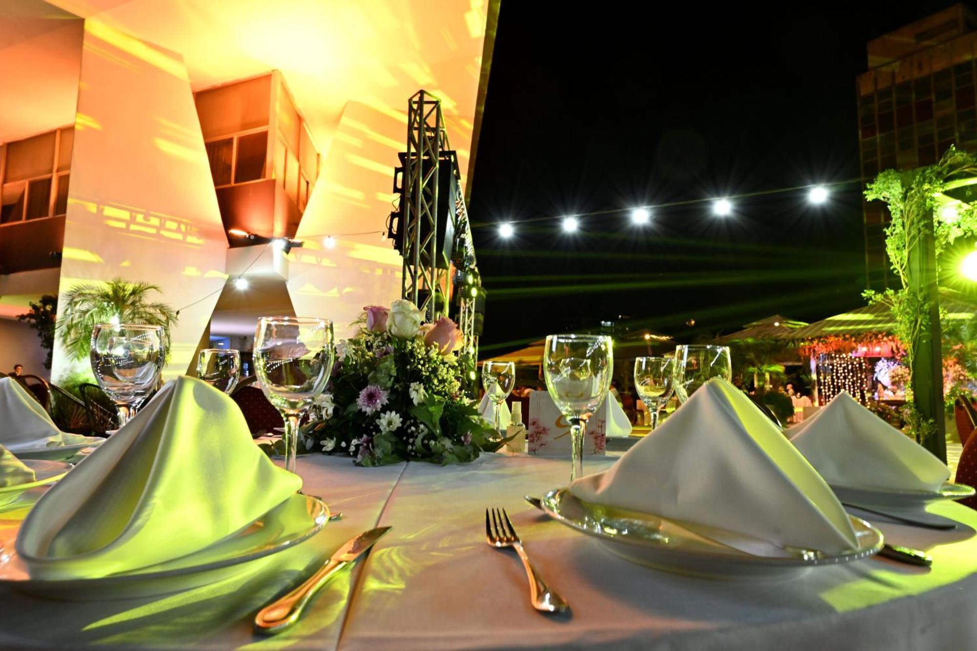 Hotel Guarani อะซุนซิออง ภายนอก รูปภาพ